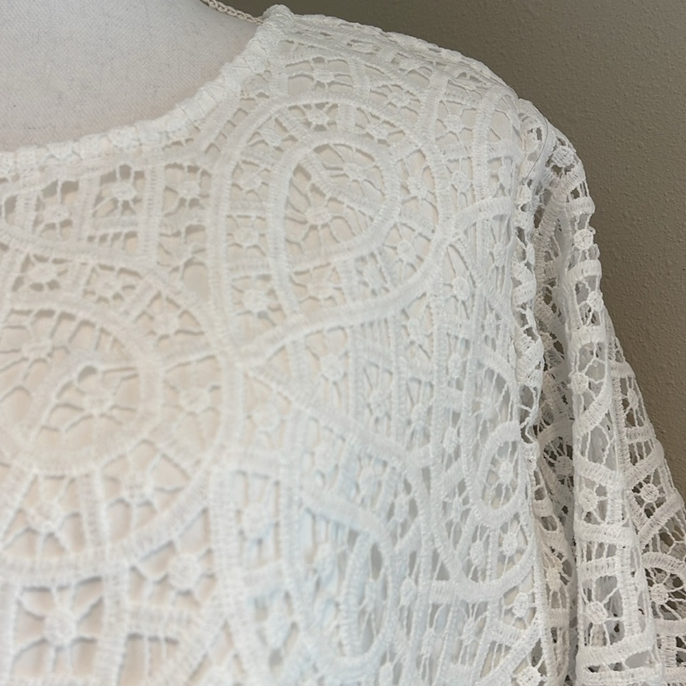 Philosophy | Lined Crew Neck Lace Short Sleeve Top | White | XL - Picture 3 of 7